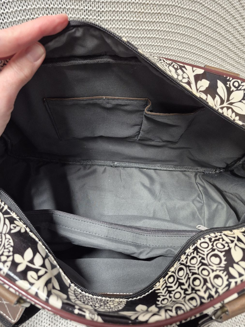 Tulip Borse da donna: Tulip grosse Tasche schwarz-weiss – Usato da Merligen venduto da muss_haben 7