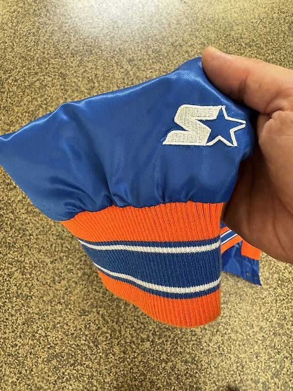 Jacken: New York Knicks Jacke von Starter – Gebraucht aus Basel von dyl_mz2m 4