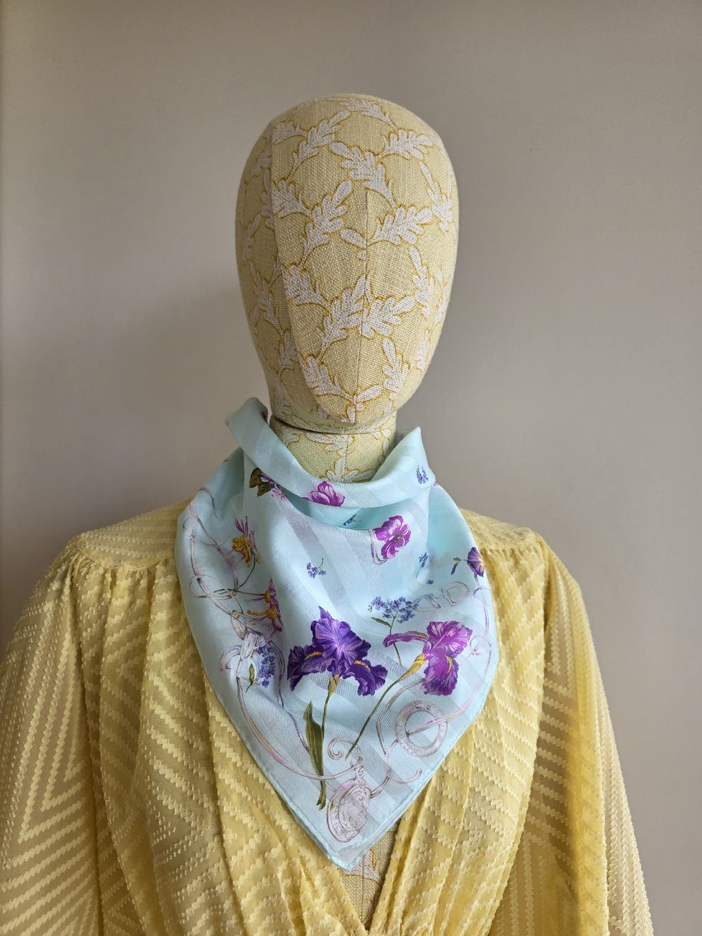Celine Foulard & Sciarpe: Céline Baumwolltuch 50 × 50 cm – Nuovo e nell'imballaggio originale da Zürich venduto da LIMAR 1