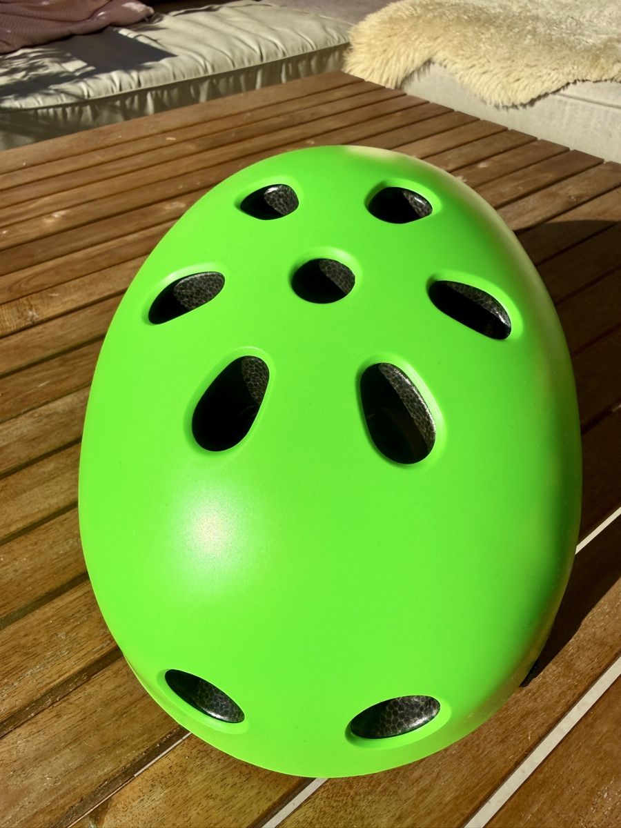 Caschi: Velohelm Grösse 61-63 NEU – Nuovo e nell'imballaggio originale da Thalwil venduto da val_bm5t 2