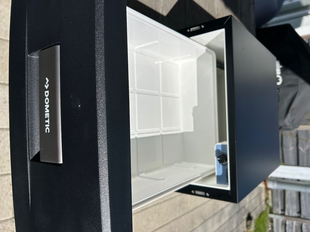 Kühlschrank: Dometic Schubladen-Kühlschrank, ideal für Camping, neuwertig – Neu und originalverpackt aus Seftigen von Canadali 1