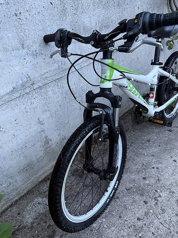Bixs Biciclette: Vélo enfant 20 pouces BiXS – Usato da Genève venduto da Zed7 1