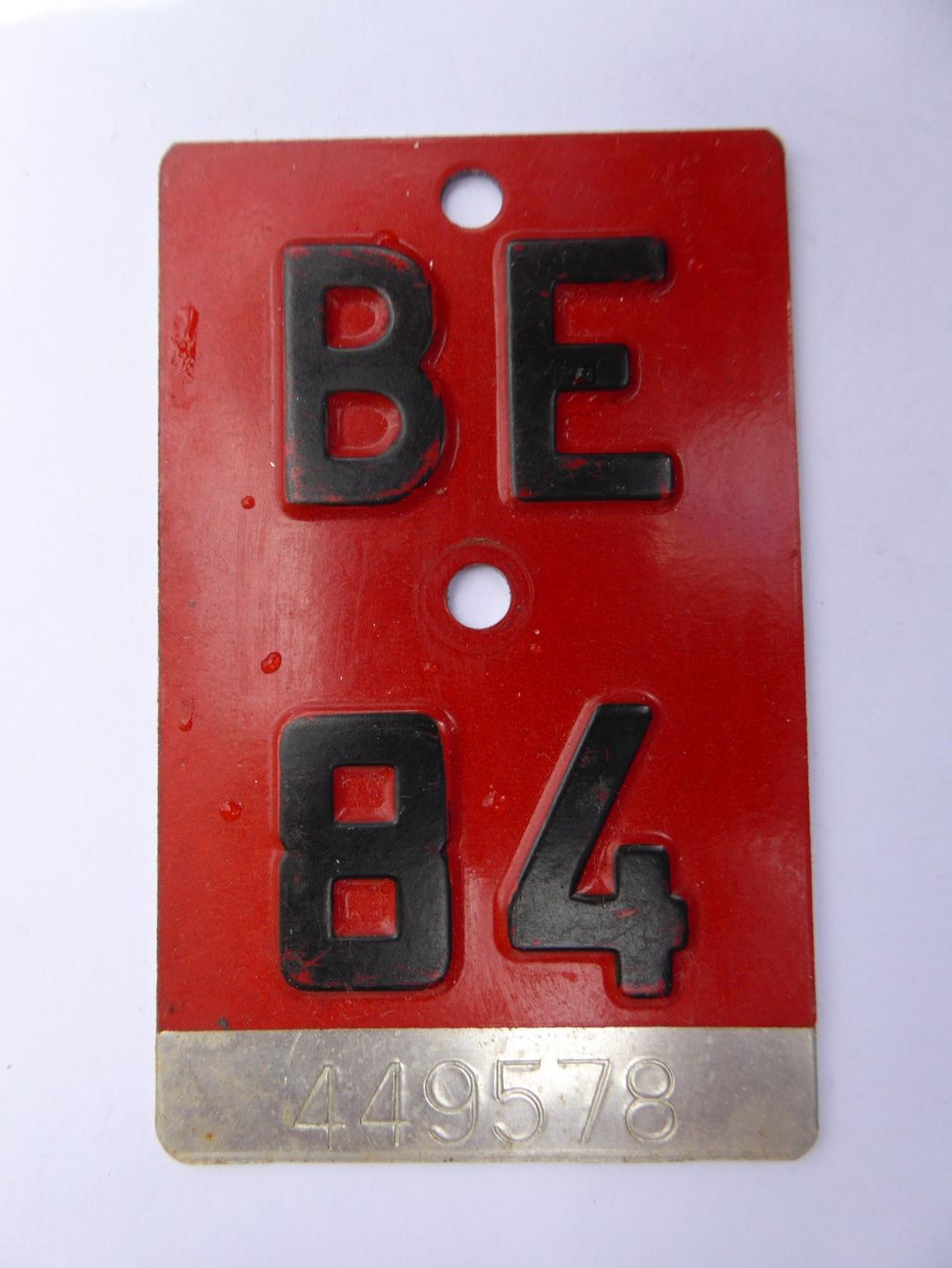 Insegne: Velonummer BE 84 – Usato da Stadel-Winterthur venduto da Puch1953