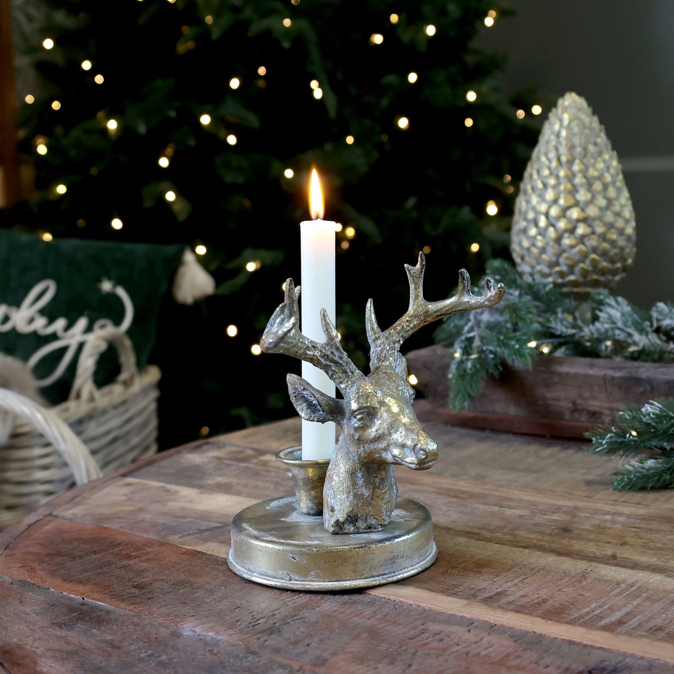 Kerzenständer: SALE! Kerzenständer mit Rentier aus Eisen, Chic Antique – Neu und originalverpackt aus Innertkirchen von Glatthard-Interior