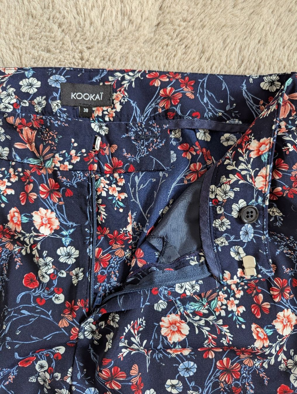 Kookai Pantaloni: pantalon Kookaï 38 – Usato da Montreux venduto da dem_gyt9 1