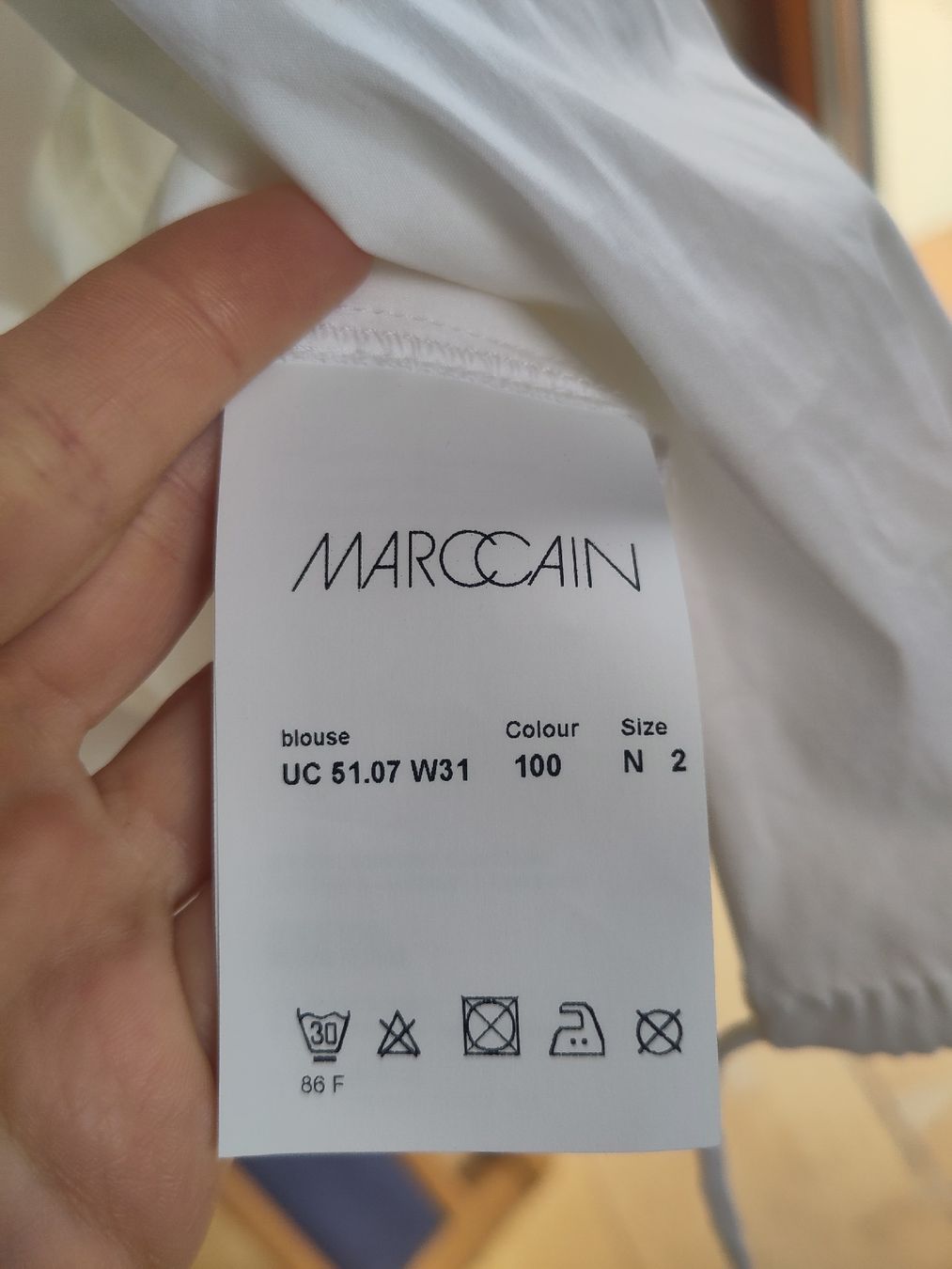 Marc Cain Blusen: Marc Cain Bluse N2 (36), ungebraucht – Neu (gemäss Beschreibung) aus St. Gallen von makarool 5