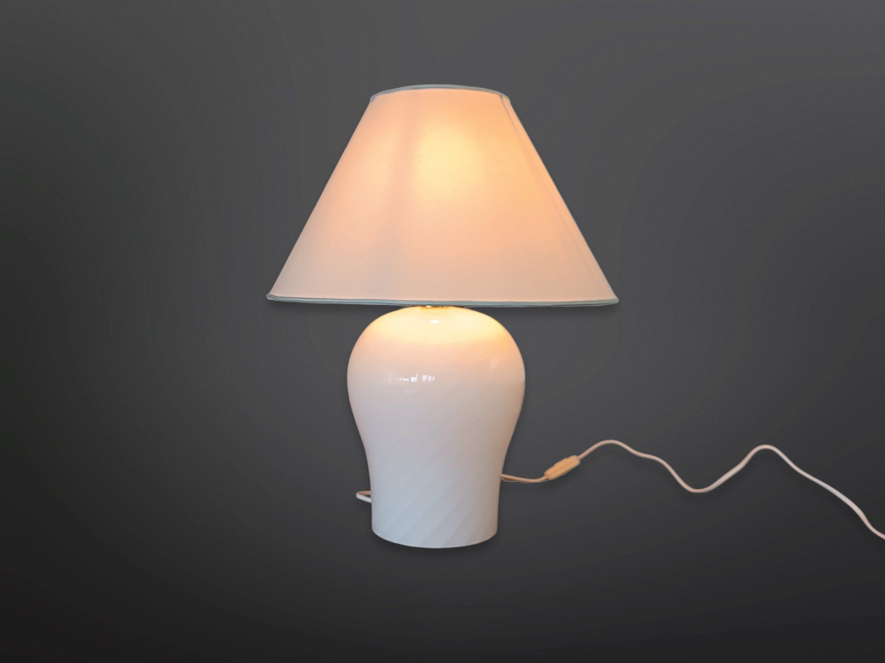 Lampade: Tischlampe aus Muranoglas – Usato da Suhr venduto da Restwert_Suhr 1