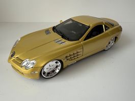 Modellauto Mercedes-Benz SLR McLaren