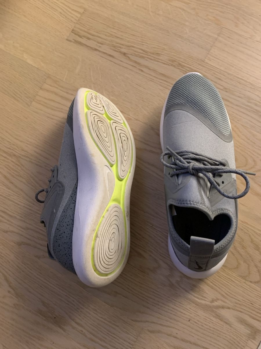 Nike Damenschuhe: Nike Damen Sportschuh 44 – Gebraucht aus St. Gallen von menchild 2