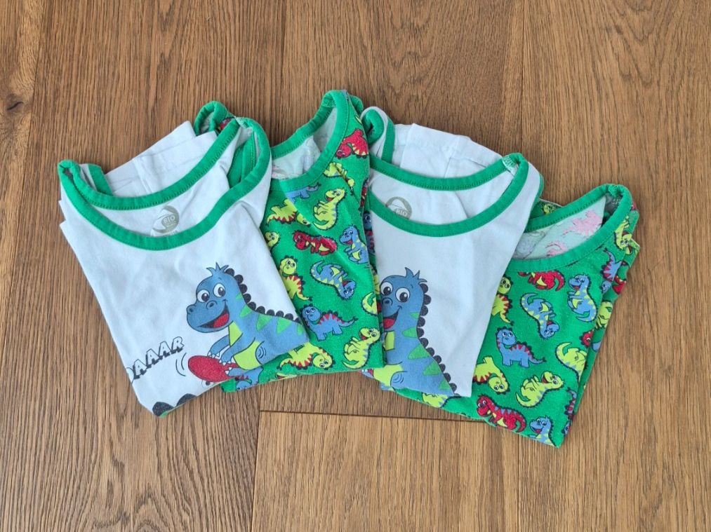 Lotti & Set di vestiti: Kleiderpaket Grösse 110 Junge – Usato da Büttenhardt venduto da Nic_ole 3