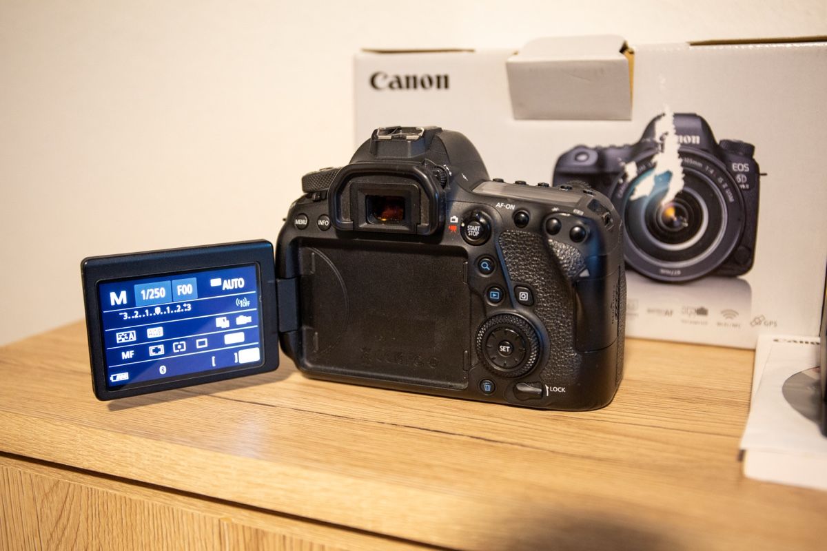 Canon EOS 6D MKII mit EF 24-105 F4 L IS USM (Gebraucht) in