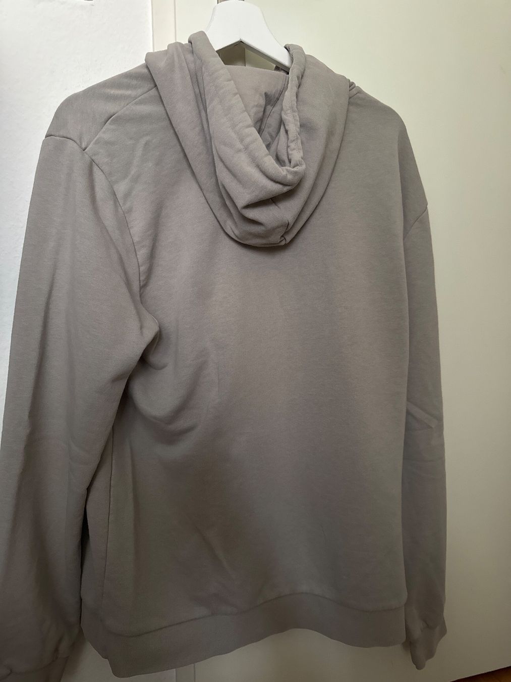 Puma Maglioni & Felpe: Grauer Pullover von Puma Grösse M – Usato da Riehen venduto da rom_2bhm 1