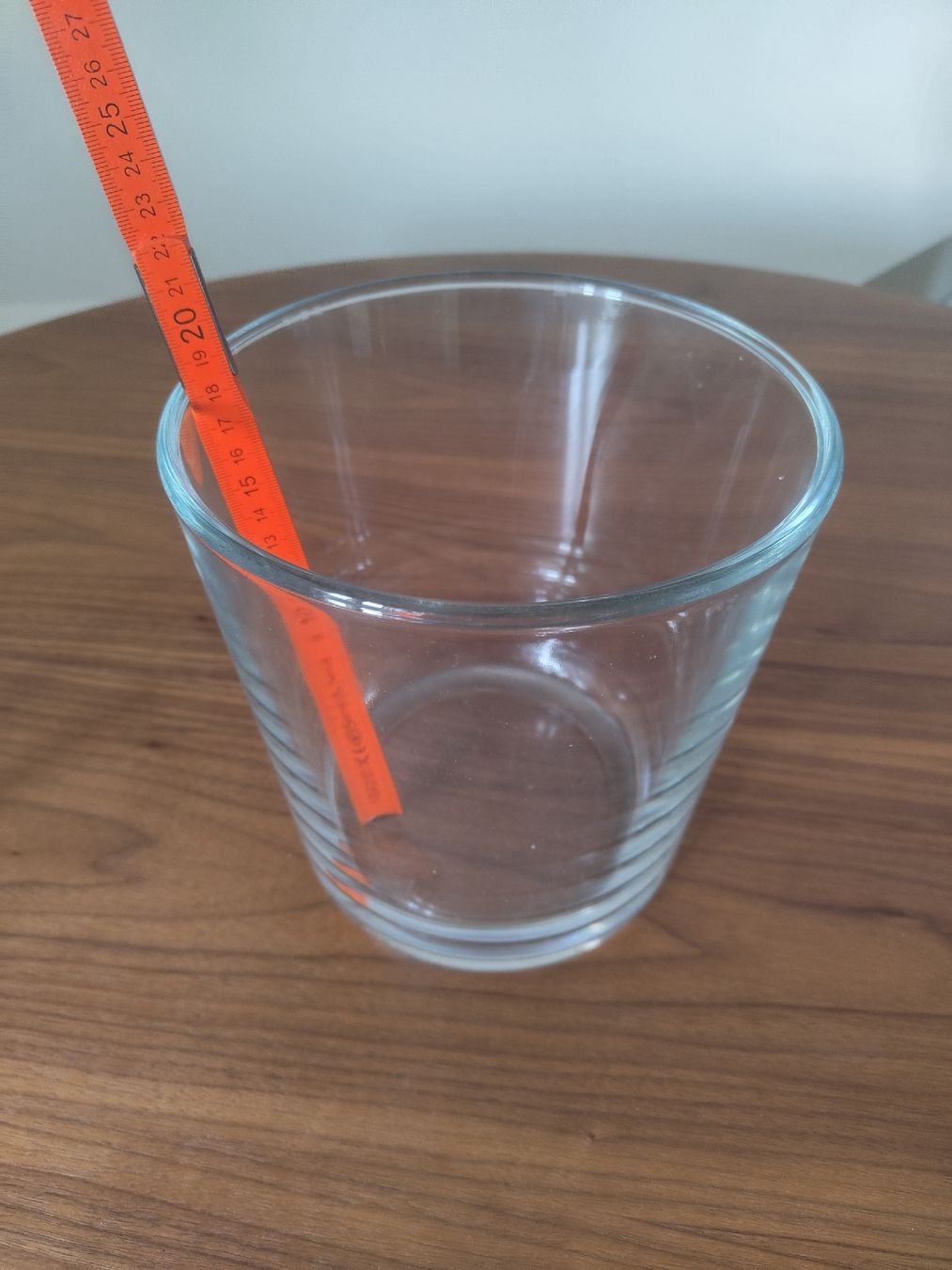 Vase & Récipients: Vase Glas alt – D'occasion à Zürich par alb_2d9f