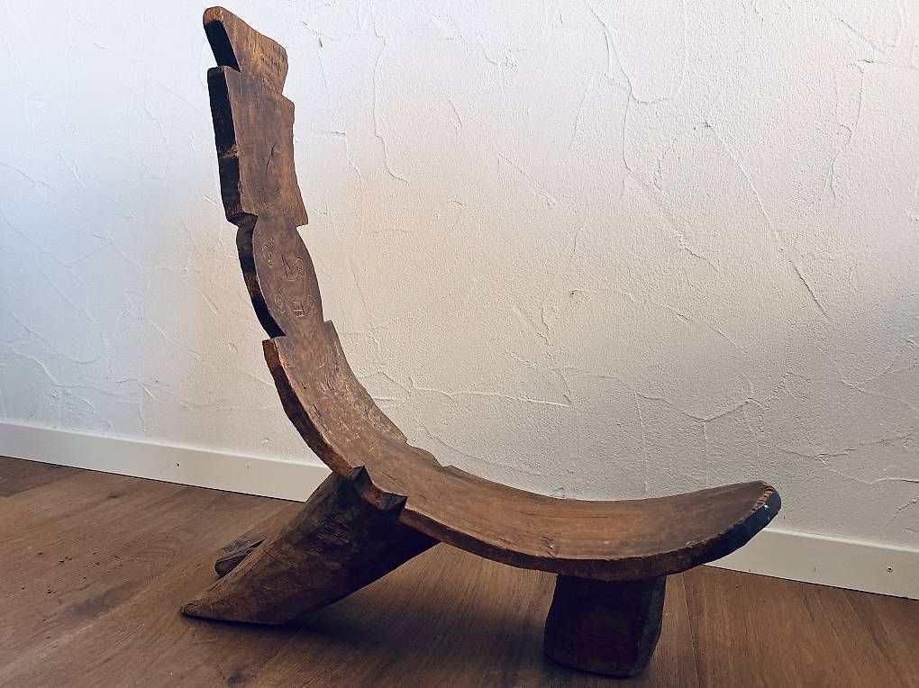Sgabelli: Afrikanischer Holzhocker – Usato da Regensdorf venduto da SissiS33