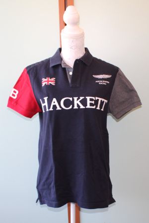 Polo-Shirt von *Aston Martin Racing by Hackett*