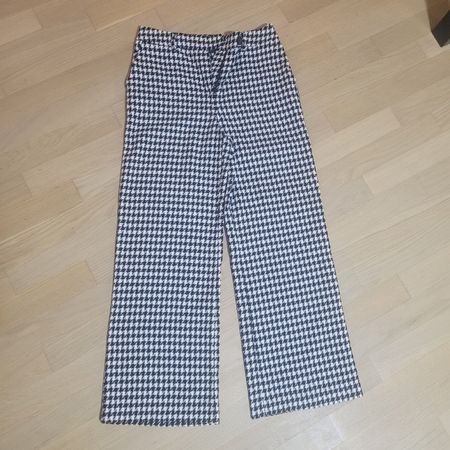 Hose Karomuster schwarz weiss Grösse 38 guter Zustand