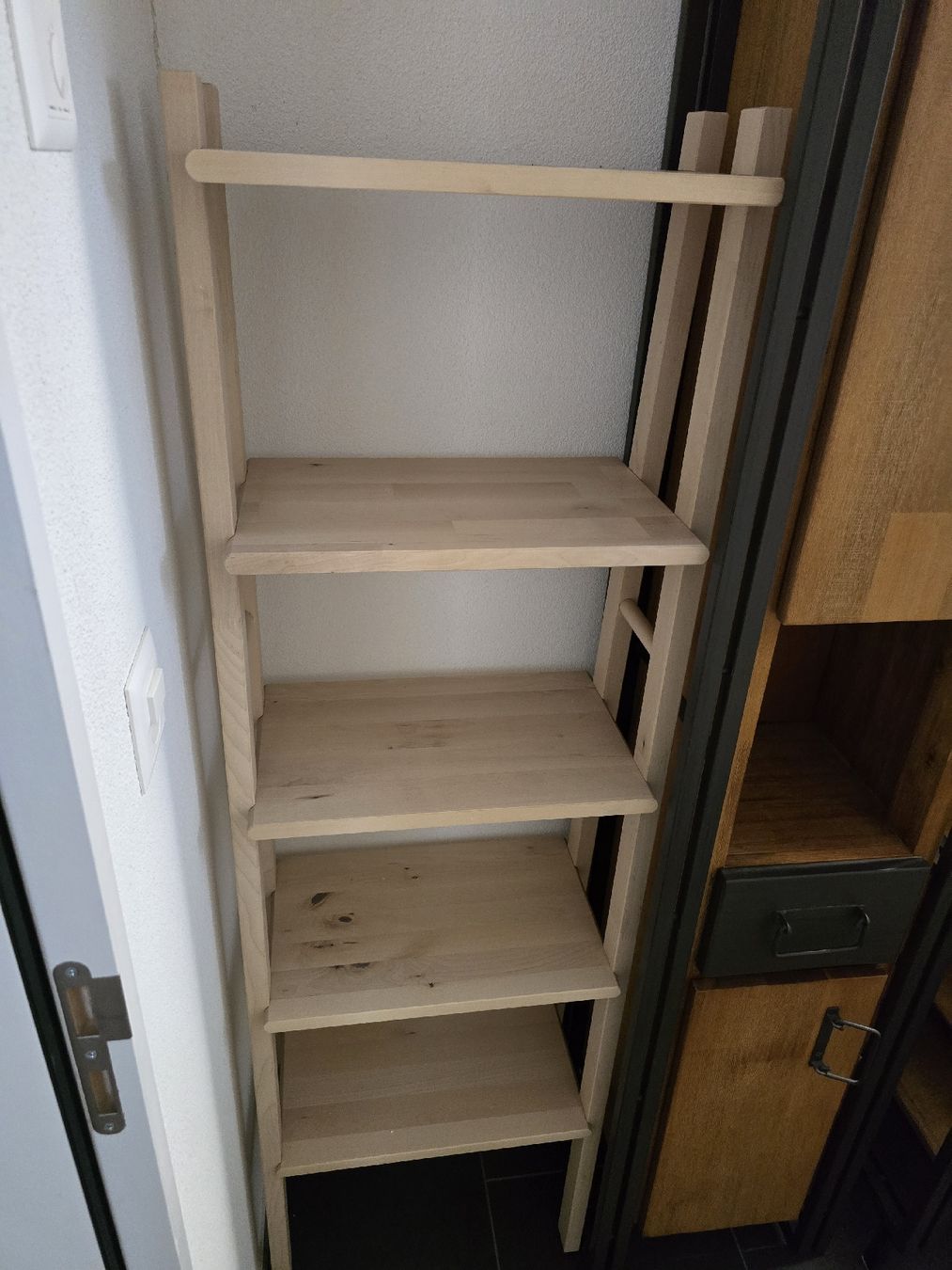 Scaffali: Ikea Vilto Regal – Usato da Stein am Rhein venduto da dom_k28v