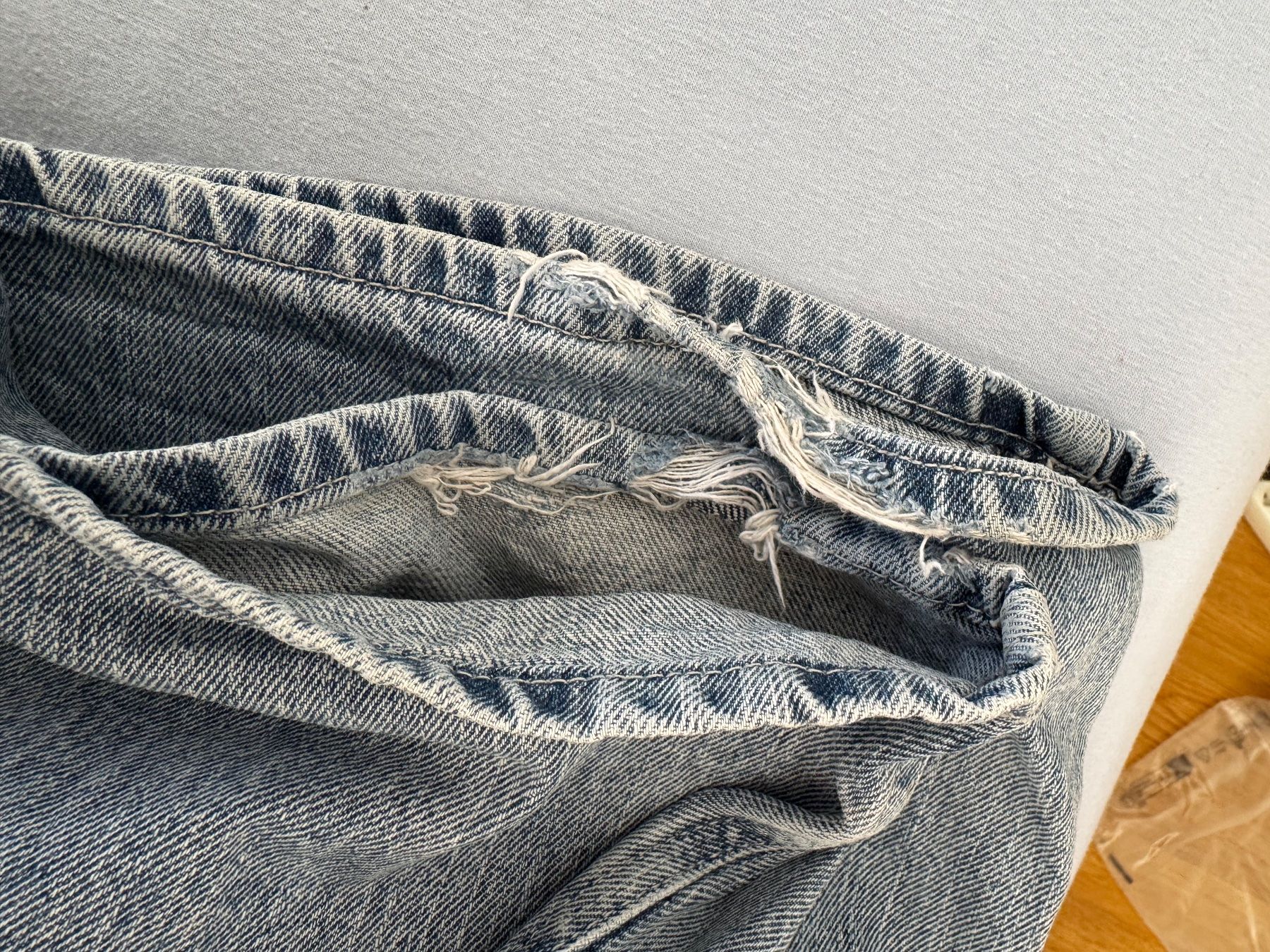 Stradivarius Jeans: Jeans larghi, Taglia 34 – Usato da Oberglatt ZH venduto da Alicia. 3
