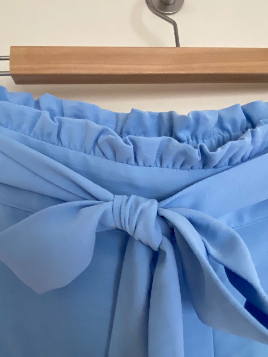 Vila Hosen: Neu hellblaue Vila Shorts, Grösse 40 – Neu (gemäss Beschreibung) aus Kilchberg ZH von lin_9p9m 3