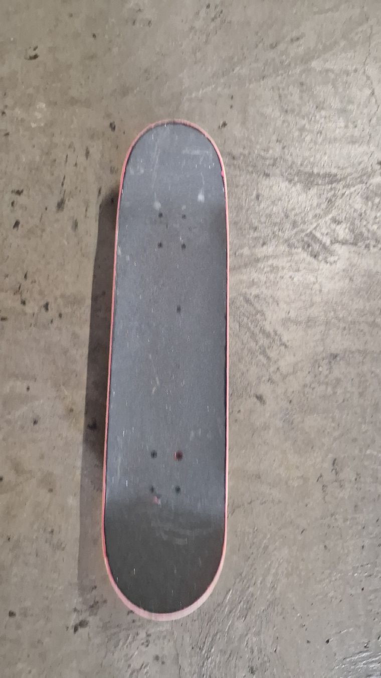 Skateboards: skateboard  – Gebraucht aus Les Acacias von str_6prq 2