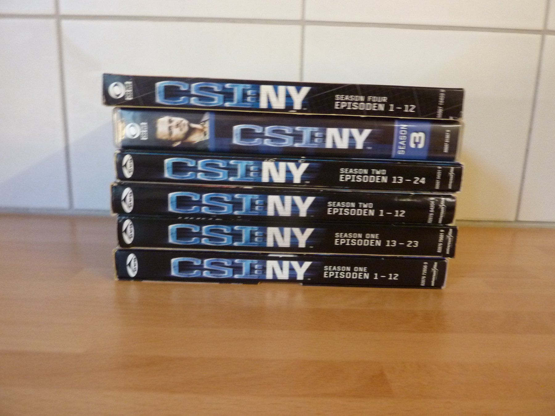 Tutti i DVDs: CSI - NY   Staffel 1-3 ,4 – Usato da Niederscherli venduto da Zahnd1 2