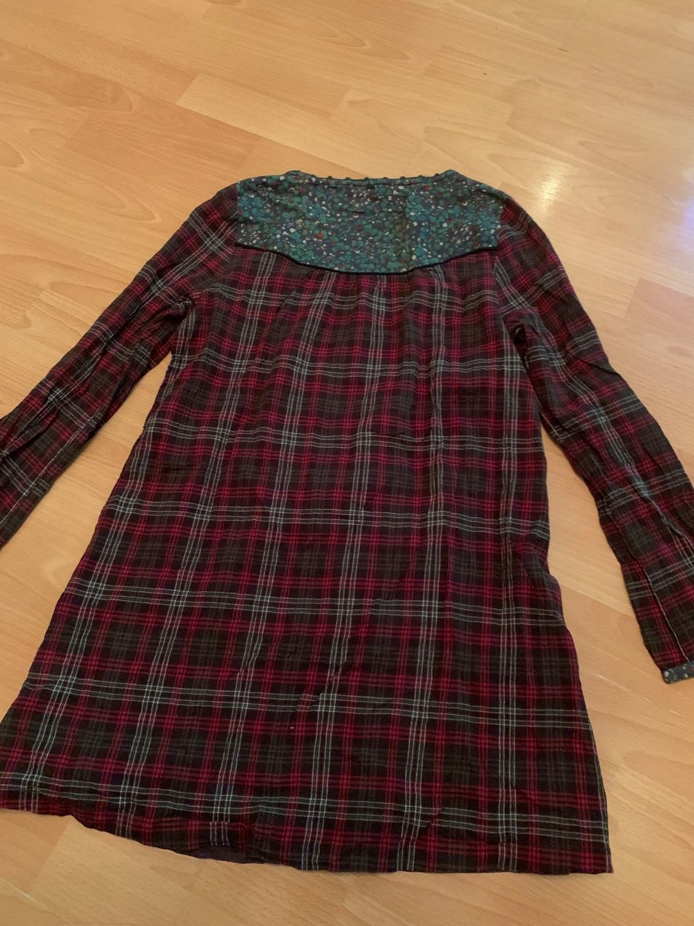 Vestiti: Jolie robe Zanor t. M – Usato da MEYRIN venduto da Gwendo10 1