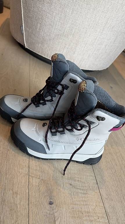Scarpe da donna: Columbia Winterschuhe gr. 39.5 – Usato da Steinhausen venduto da inmumi