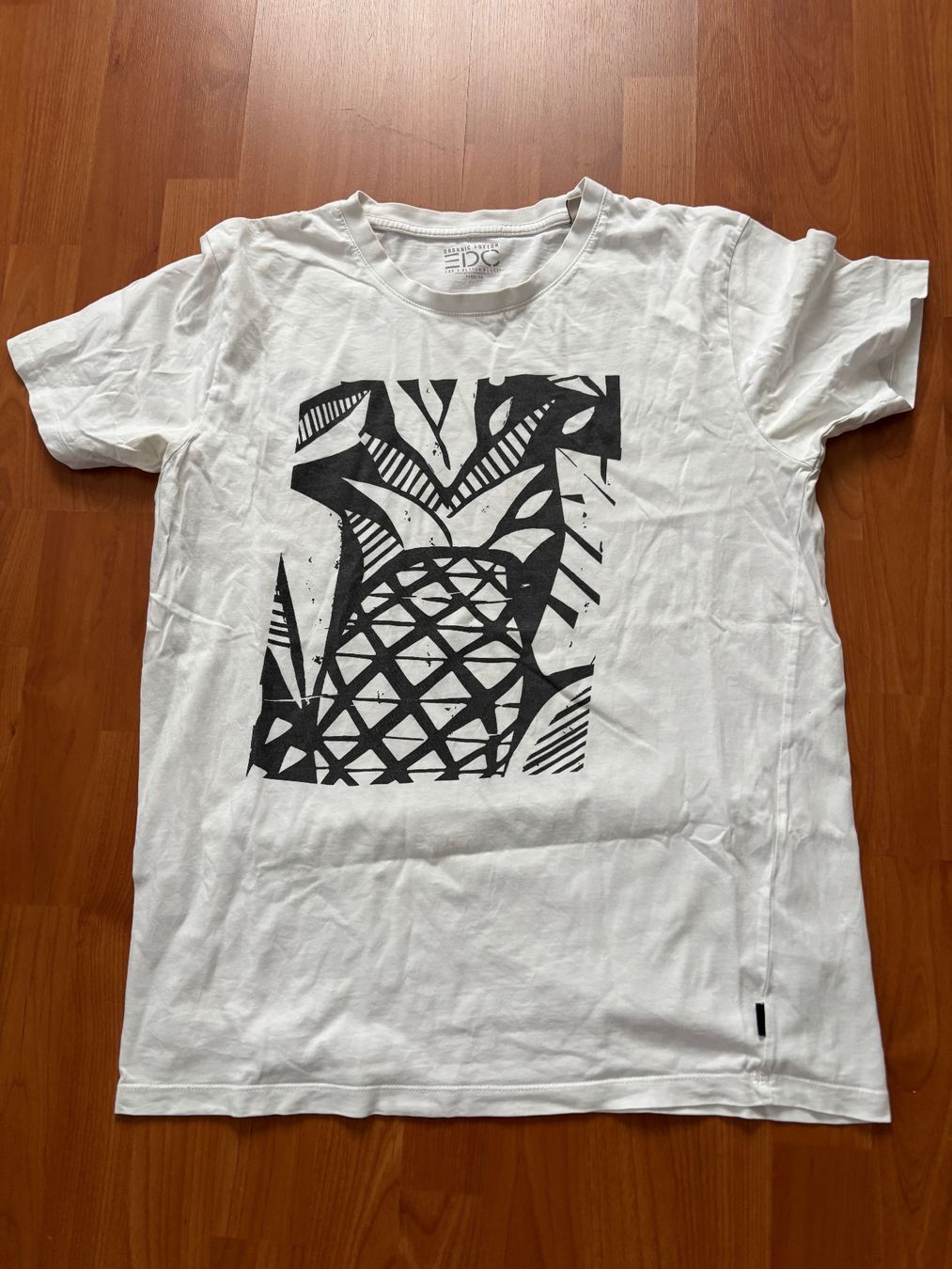 T-shirt: TShirt edc weiss M – Usato da Balsthal venduto da Uroby