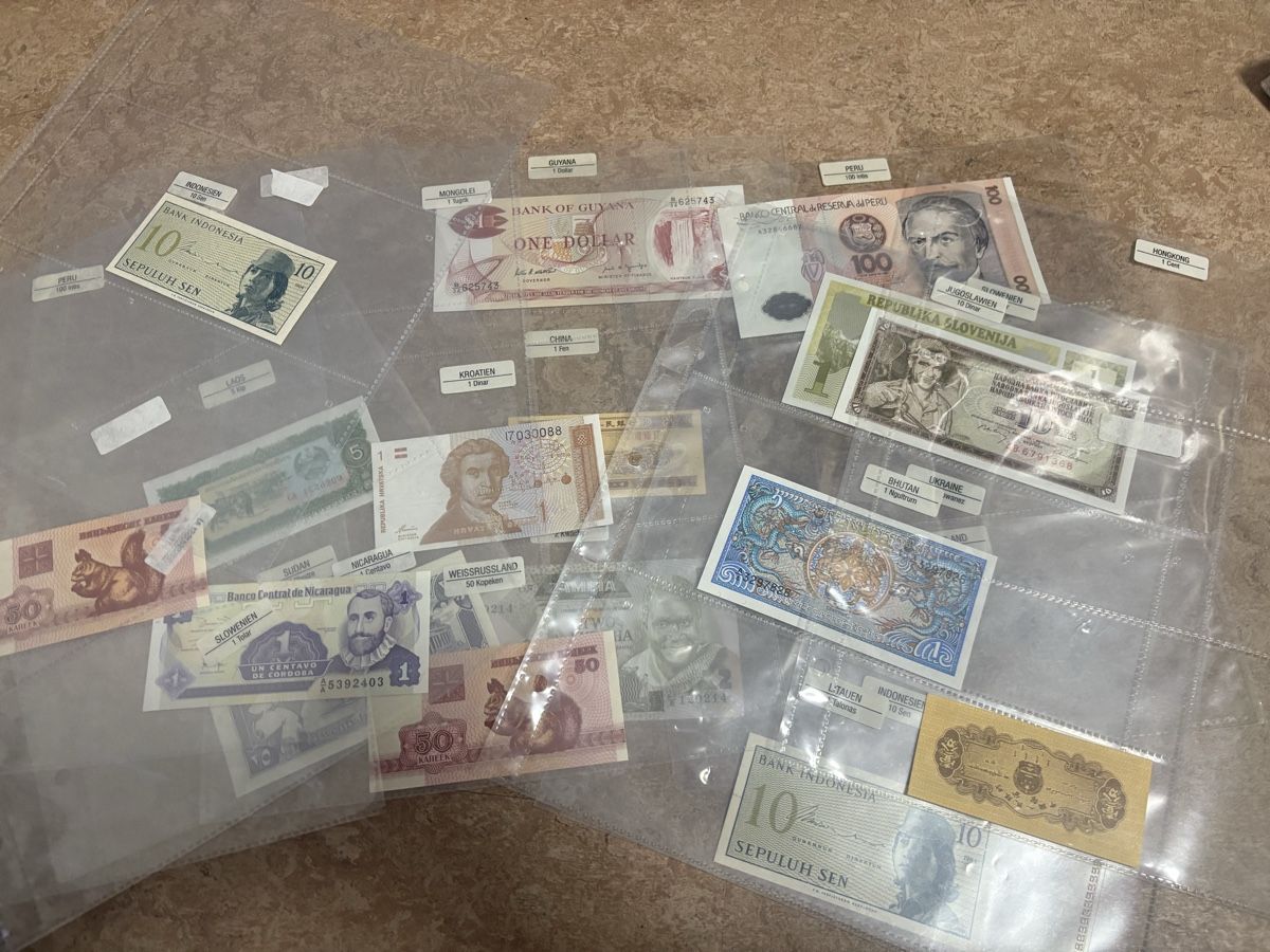 Banconote: Banknoten UNC !!!!!!!!!!!  – Nuovo (secondo la descrizione) da Erlinsbach venduto da chc_ppz5