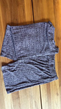 Geripptes Loungewear-Set kurz, Gr. M, violett