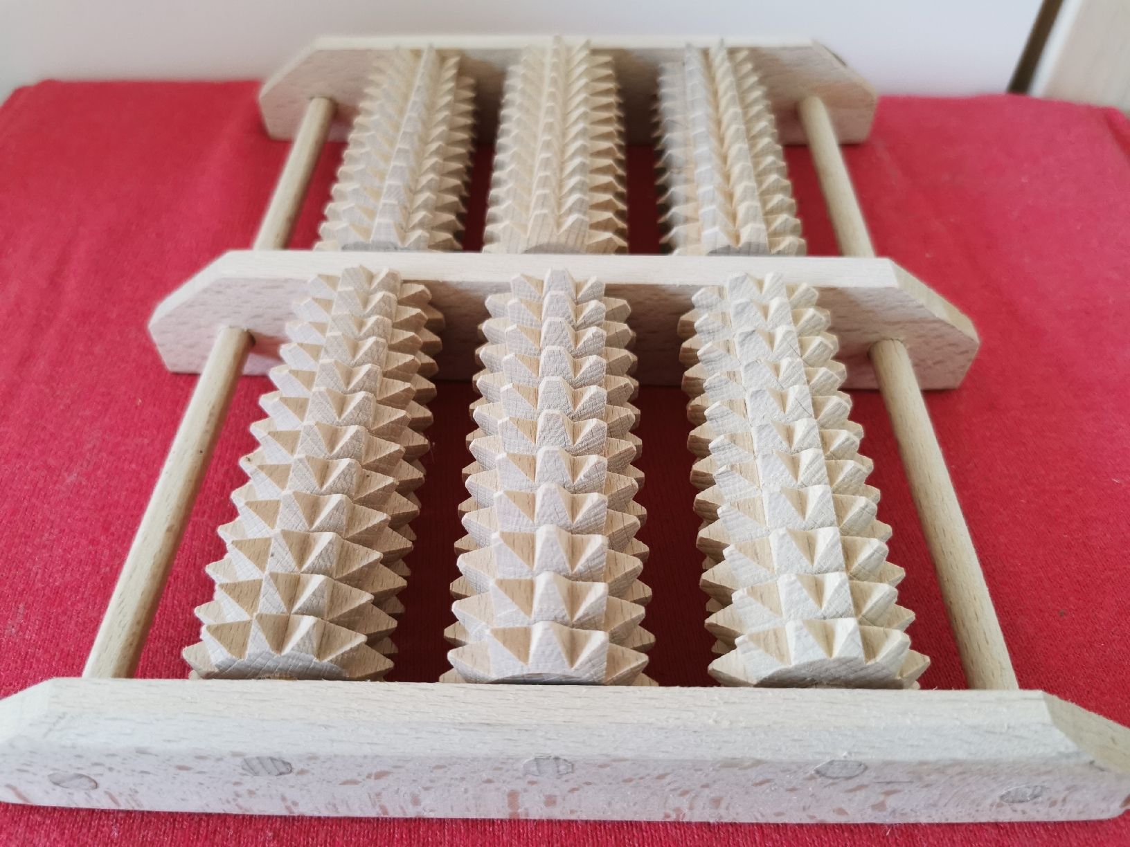 Massagegeräte: Fussmassagegerät aus Holz – Neu und originalverpackt aus Schlieren von vlalif 3