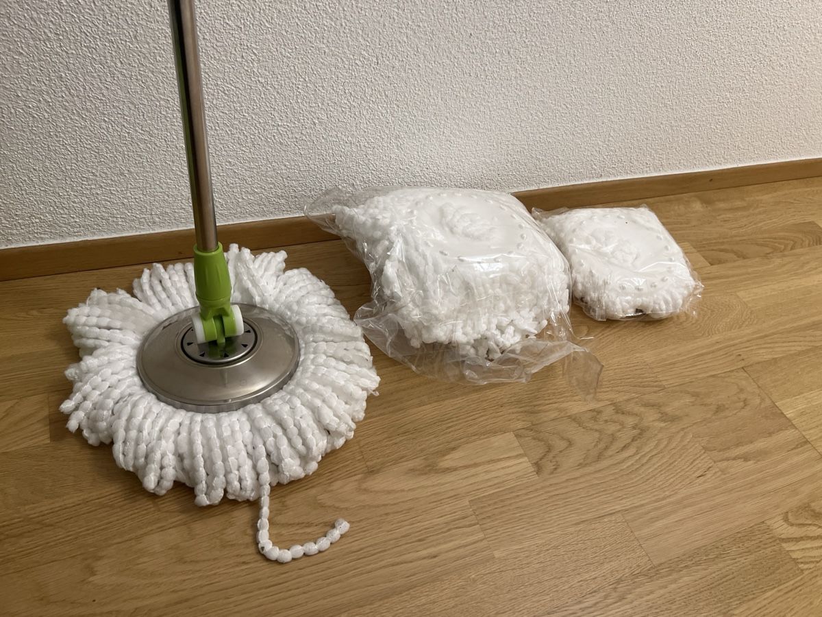 Sonstige Reinigungsgeräte: Rotationswischmopp mit Eimer Neu – Neu und originalverpackt aus Uznach von Apuutze 6