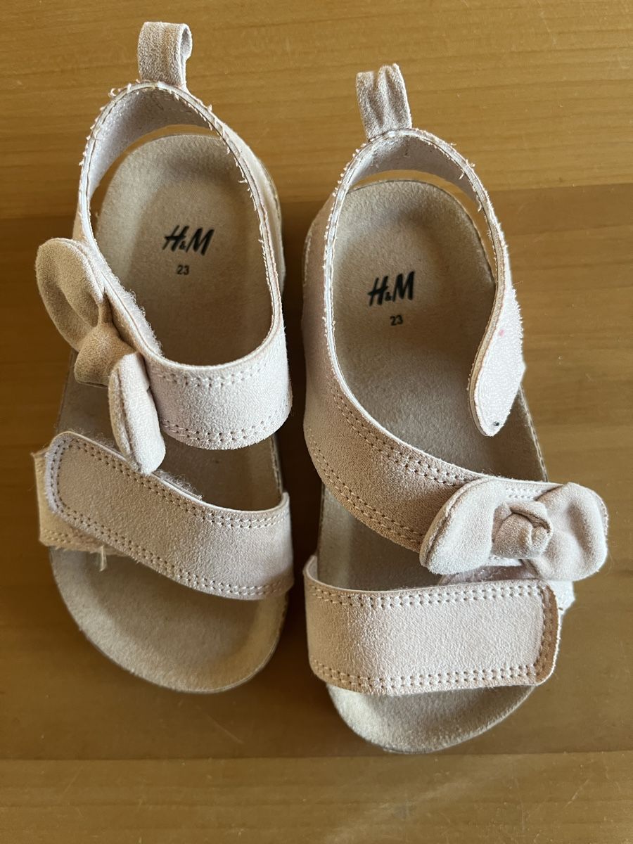 H&M Scarpe per ragazze: Mädchen Sandalen Gr. 23 – Nuovo (secondo la descrizione) da Schwerzenbach venduto da Inuuuk