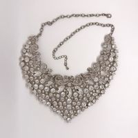 Halskette Collier Silberfarben mit Zirkonia neuwertig