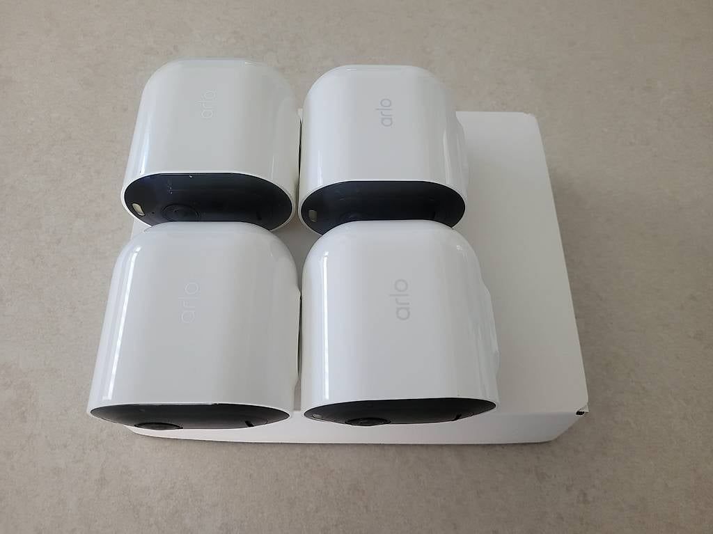 Arlo Alarmanlagen: Arlo Pro 5 4er Pack 2560 x 1440 – Gebraucht aus Balterswil von Patrickk. 2