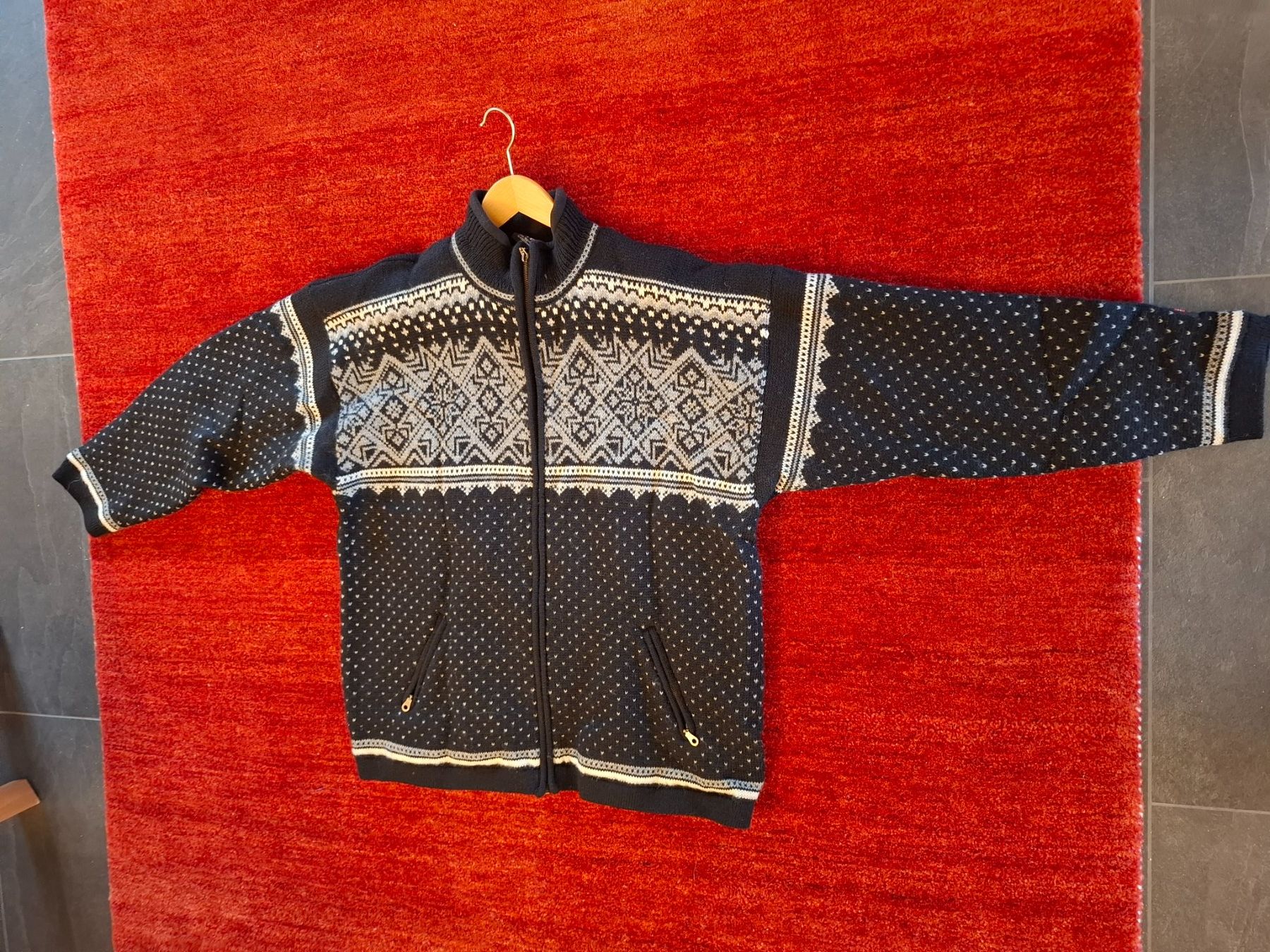 Vestes: Echte Norwergerjacke aus Oslo – Neuf (Voir description) à Bubikon par bru_w6xv