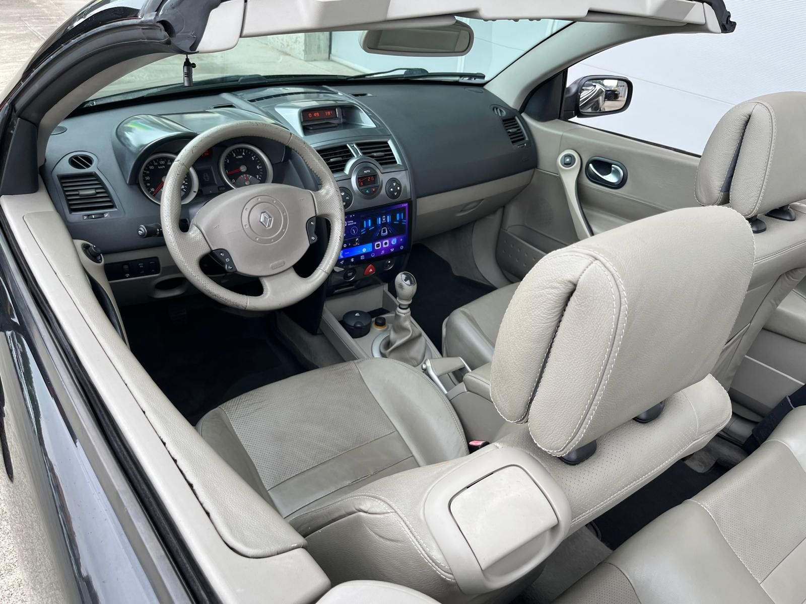Renault Automobili: Renault Megane 2.0 16V Cabrio – Usato da Hefenhofen venduto da NietoAutomobile 5