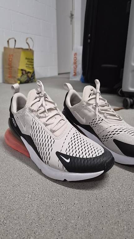 Scarpe da uomo: Nike AirMax 270 – Usato da Liebefeld venduto da abb_p8zr 4