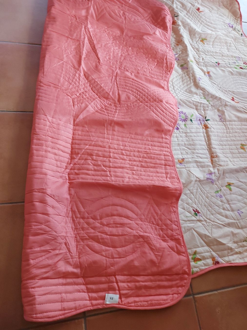 Decken: plaid 135x155 cm – Gebraucht aus VUADENS von momy 2