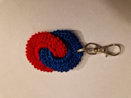 Handgemachter Yin Yang Schlüsselanhänger, gehäkelt