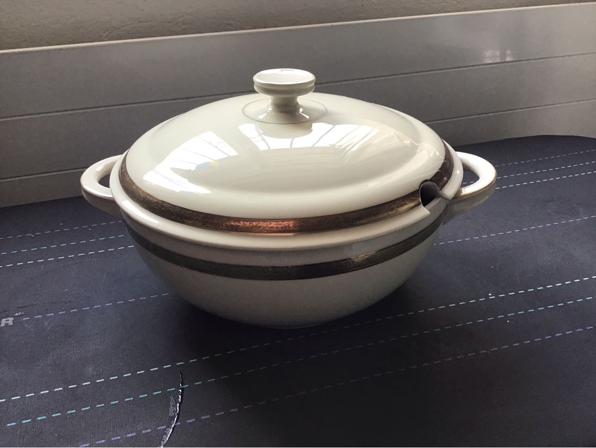 Schalen: Soupiere  – Gebraucht aus Laufen von Babouche4242