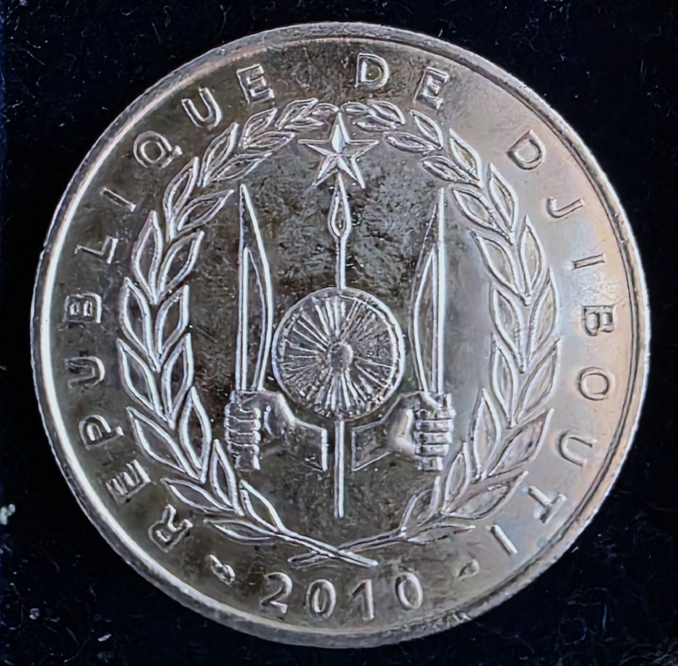 Tutti le monete: DSCHIBUTI 100 FRANCS 2010 – Usato da winterthur venduto da CoinPassion 1
