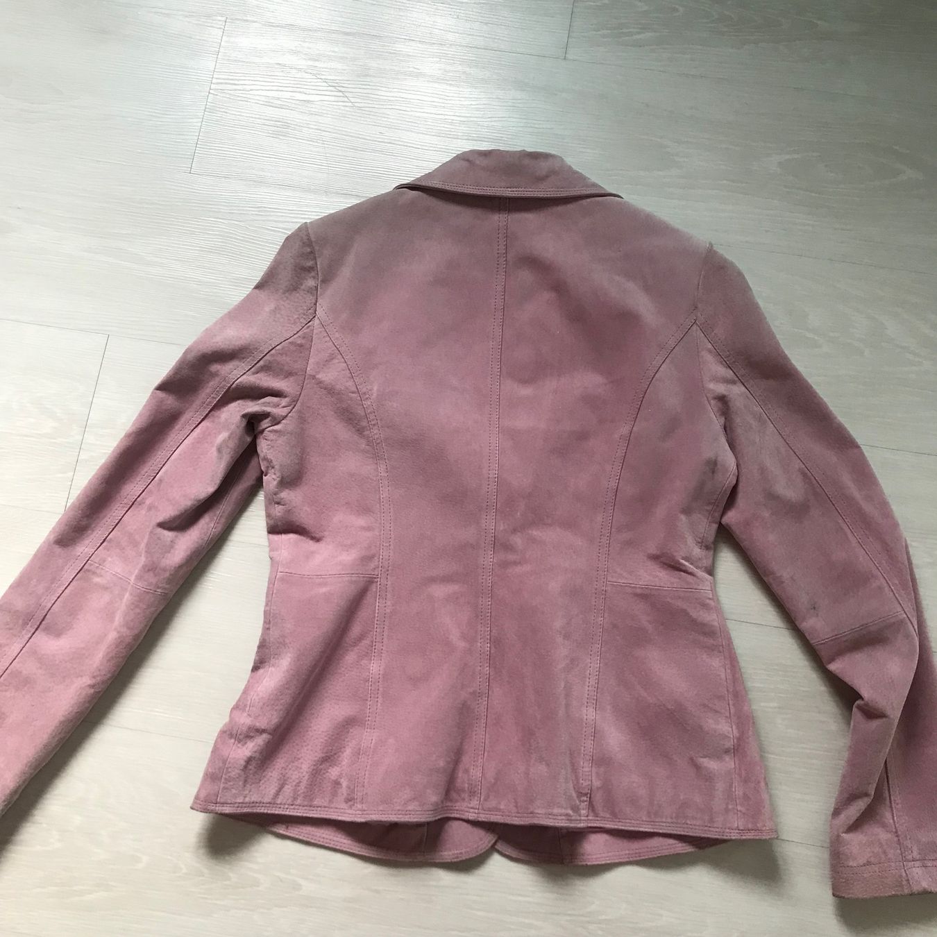 C&A Giacche: Schöne rosa Leder Jacke, Grösse 40 – Usato da Turbenthal venduto da fuhrer3 2