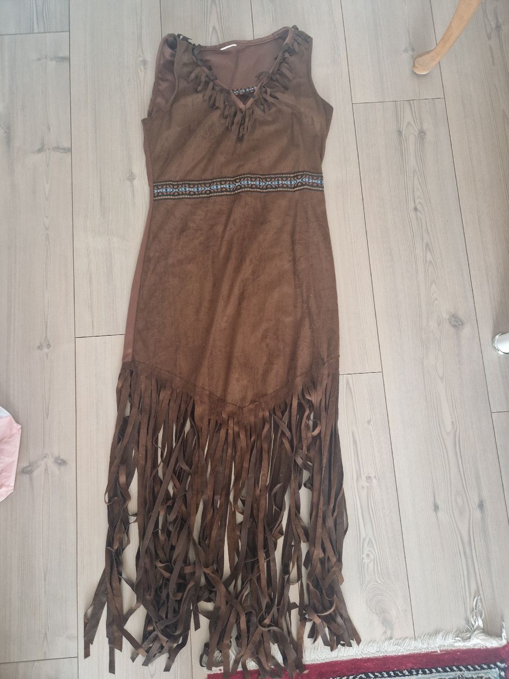 Costumi: Fasnachtskleider Set Gr. M – Usato da Zürich venduto da stefanella 2