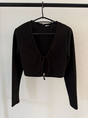 H&M Divided ribbed crop cardigan black size S