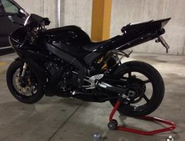 Yamaha R1 RN12