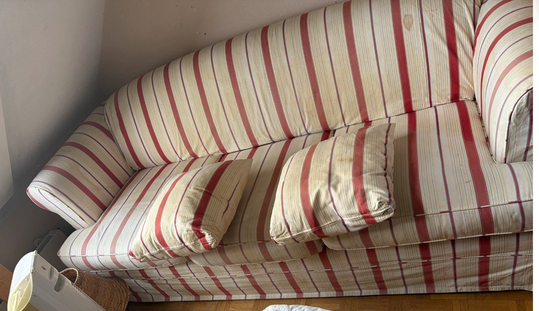 Ikea Sofas: Canapé 3 place IKEA – Gebraucht aus Genève von obongard
