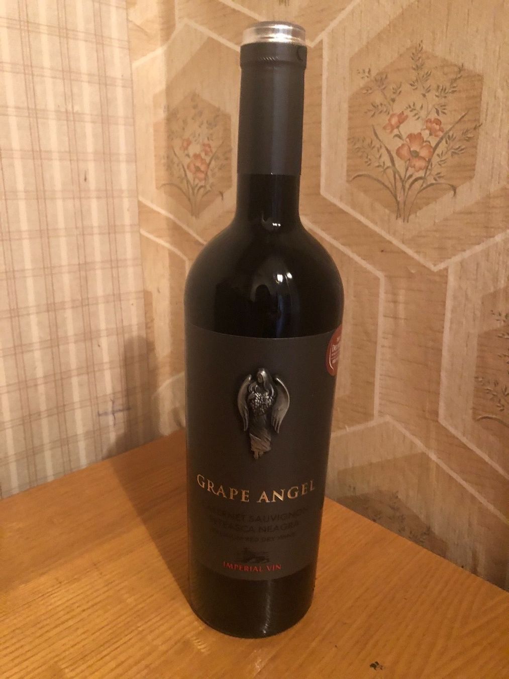 Vino: Grape Angel, Imperial Vin,Bronzemedaille – Nuovo e nell'imballaggio originale da Wald ZH venduto da mlnt 3