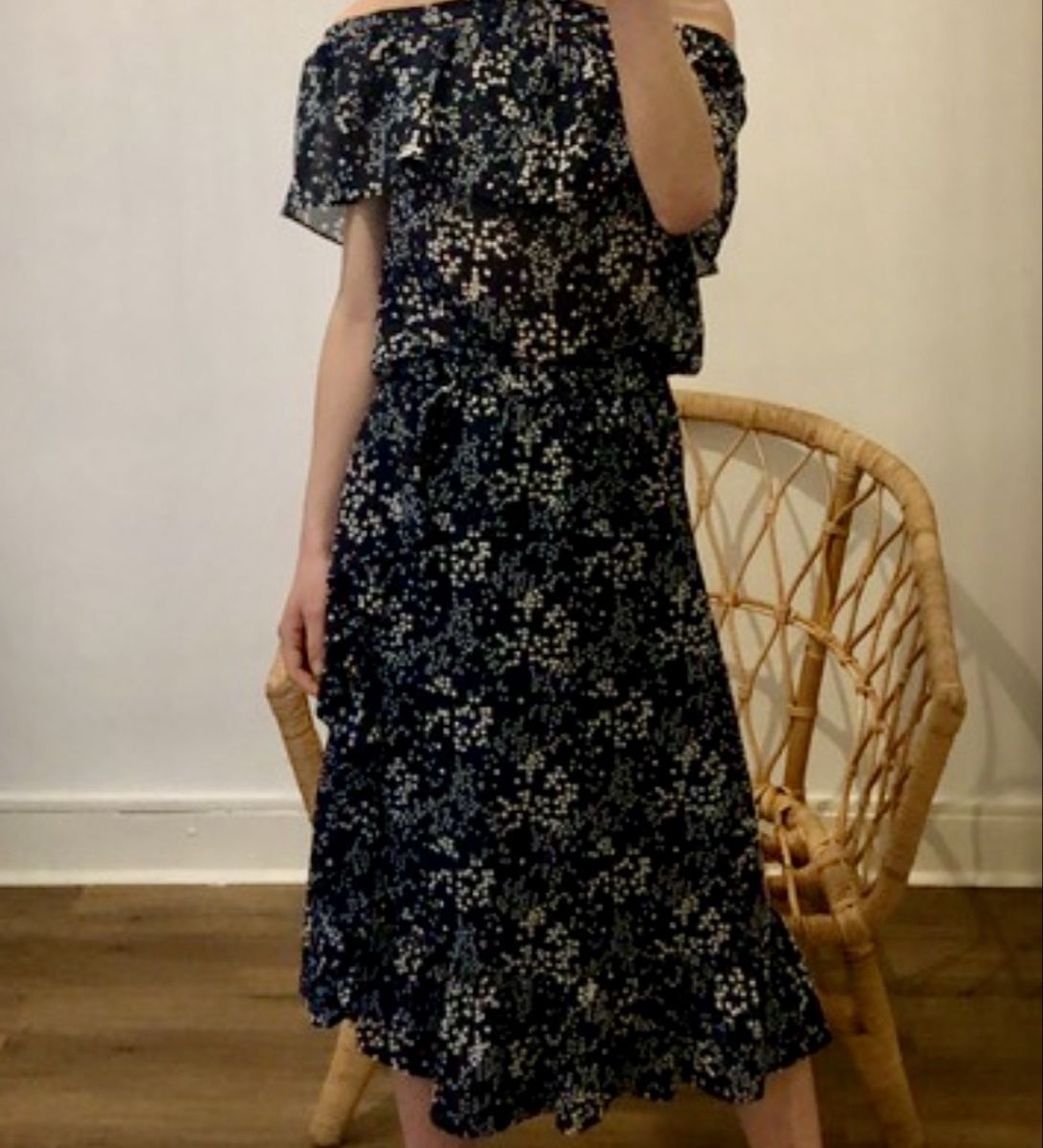Michael Kors Gonne: Jupe midi à fleurs Michael Kors – Nuovo (secondo la descrizione) da Genève venduto da vic_s9c5 3