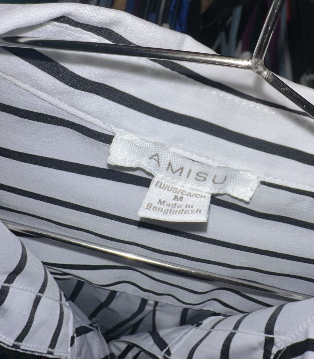 Camicette: chemise noire et blanche – Nuovo (secondo la descrizione) da Nyon venduto da jen_7dfc 1